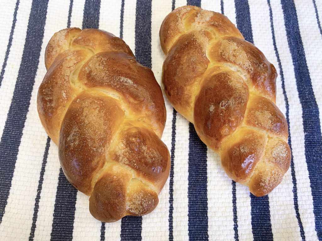 ほんのり甘くてふわふわ 簡単で綺麗な三つ編みパン ツオップレシピ Allyのパンブログ
