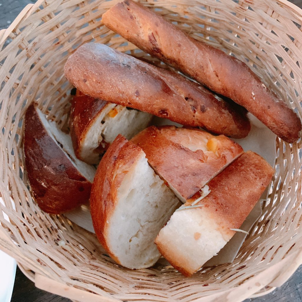 中目黒 天然酵母パンが食べ放題 11時半までやっているお得なモーニング ラ ヴィア ラ カンパーニュ Allyのパンブログ